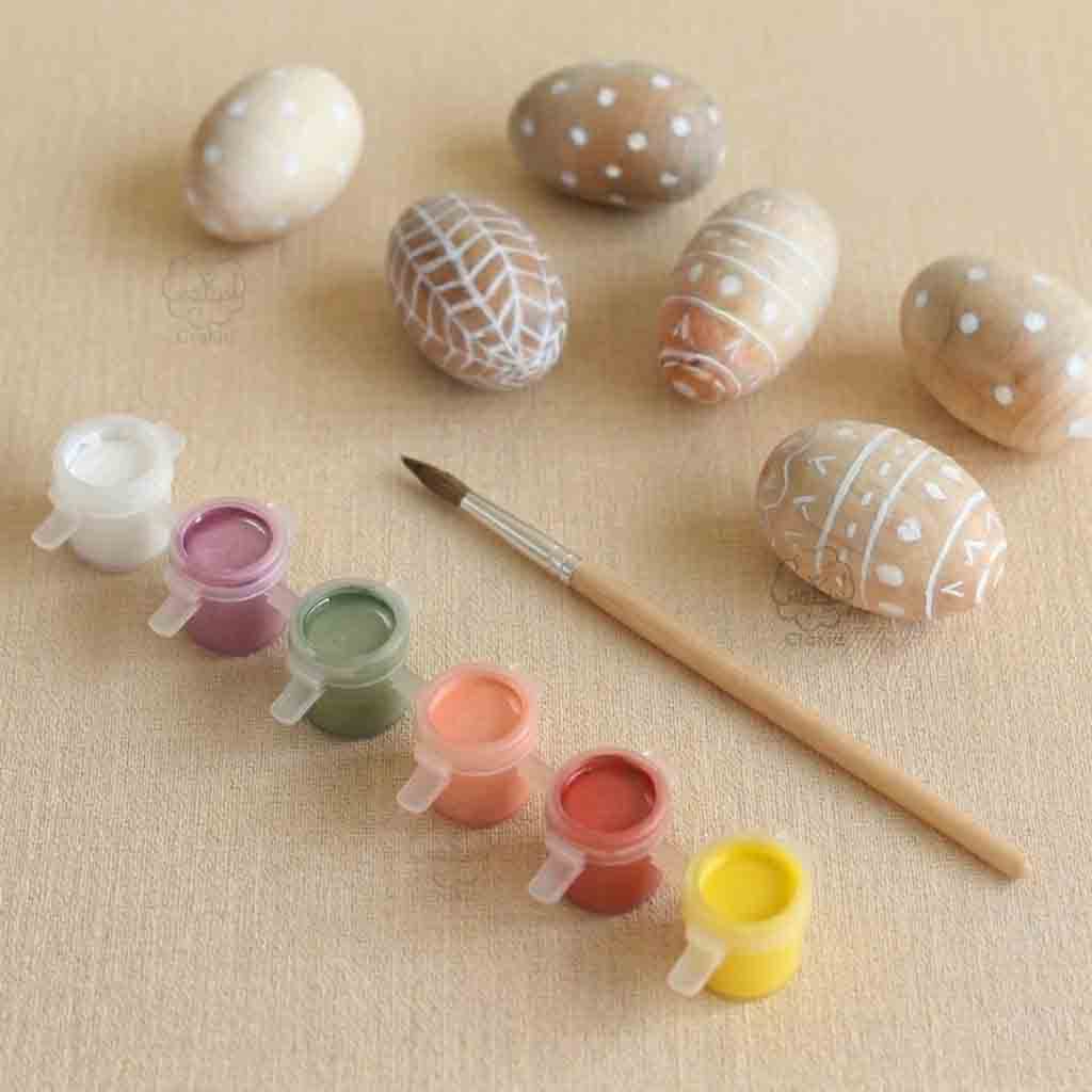DIY 6 Wooden Easter Egg, Paint and Brush Set - Easter Eggs